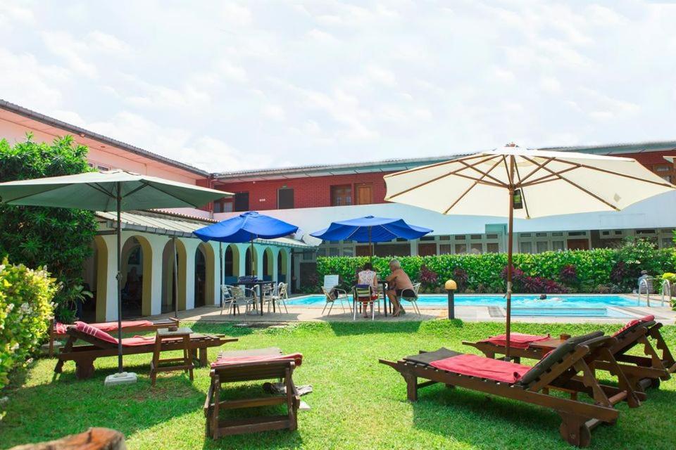 Ranveli Beach Hotel Dehiwala-Mount Lavinia Εξωτερικό φωτογραφία