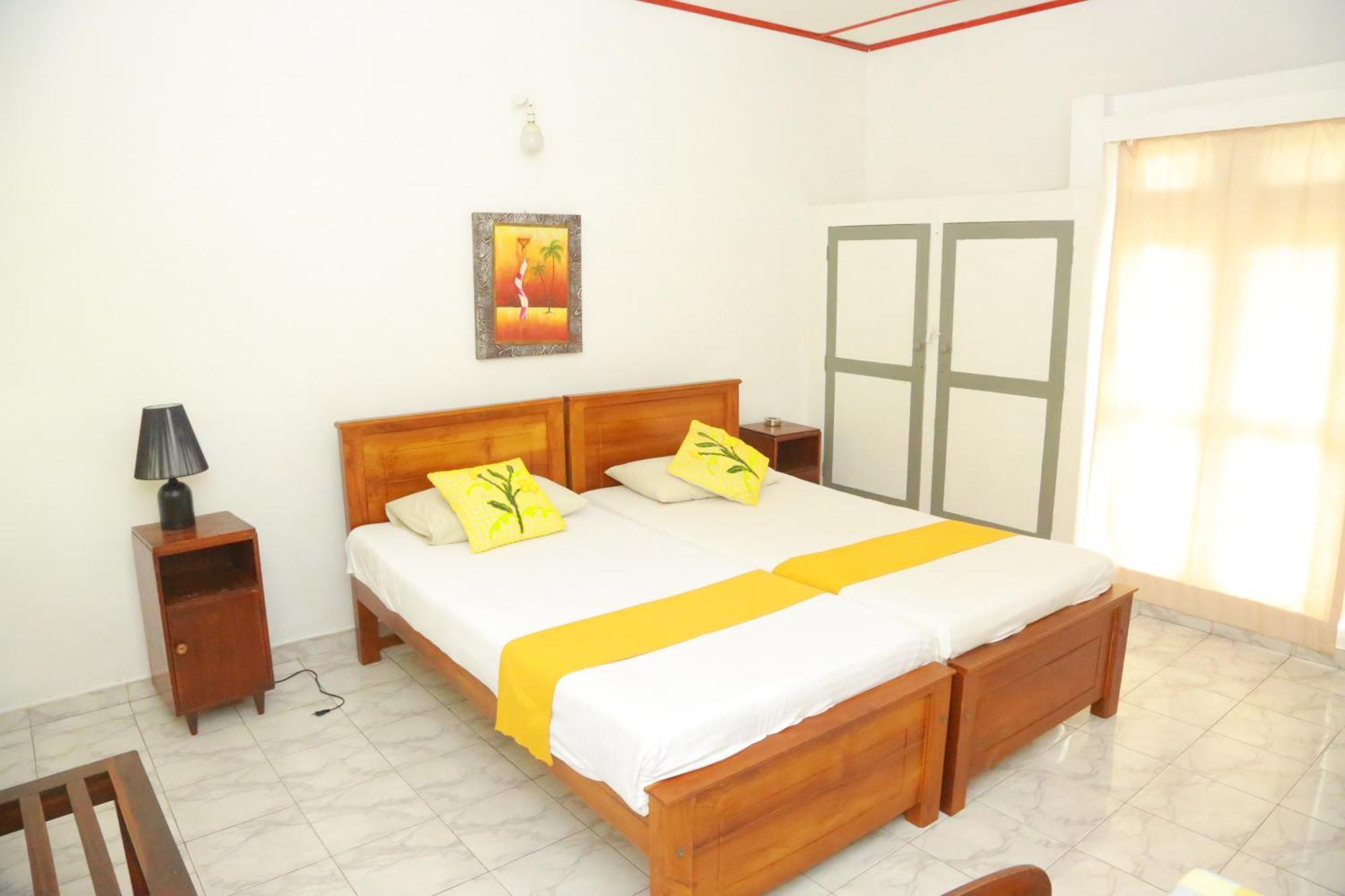 Ranveli Beach Hotel Dehiwala-Mount Lavinia Εξωτερικό φωτογραφία
