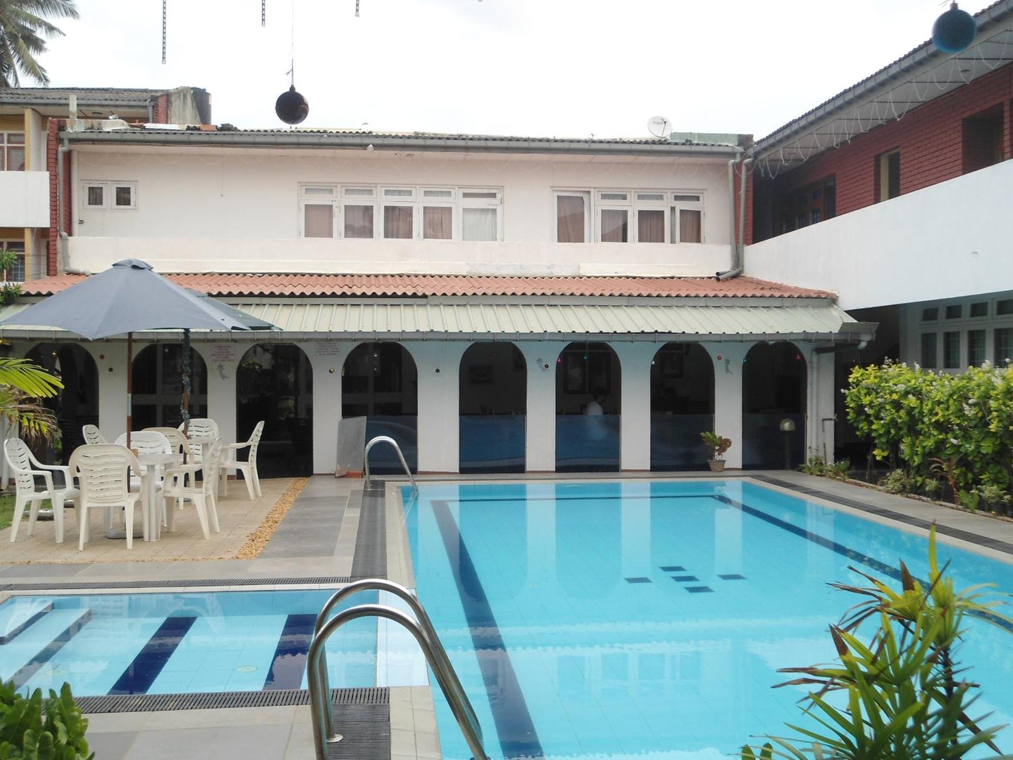 Ranveli Beach Hotel Dehiwala-Mount Lavinia Εξωτερικό φωτογραφία