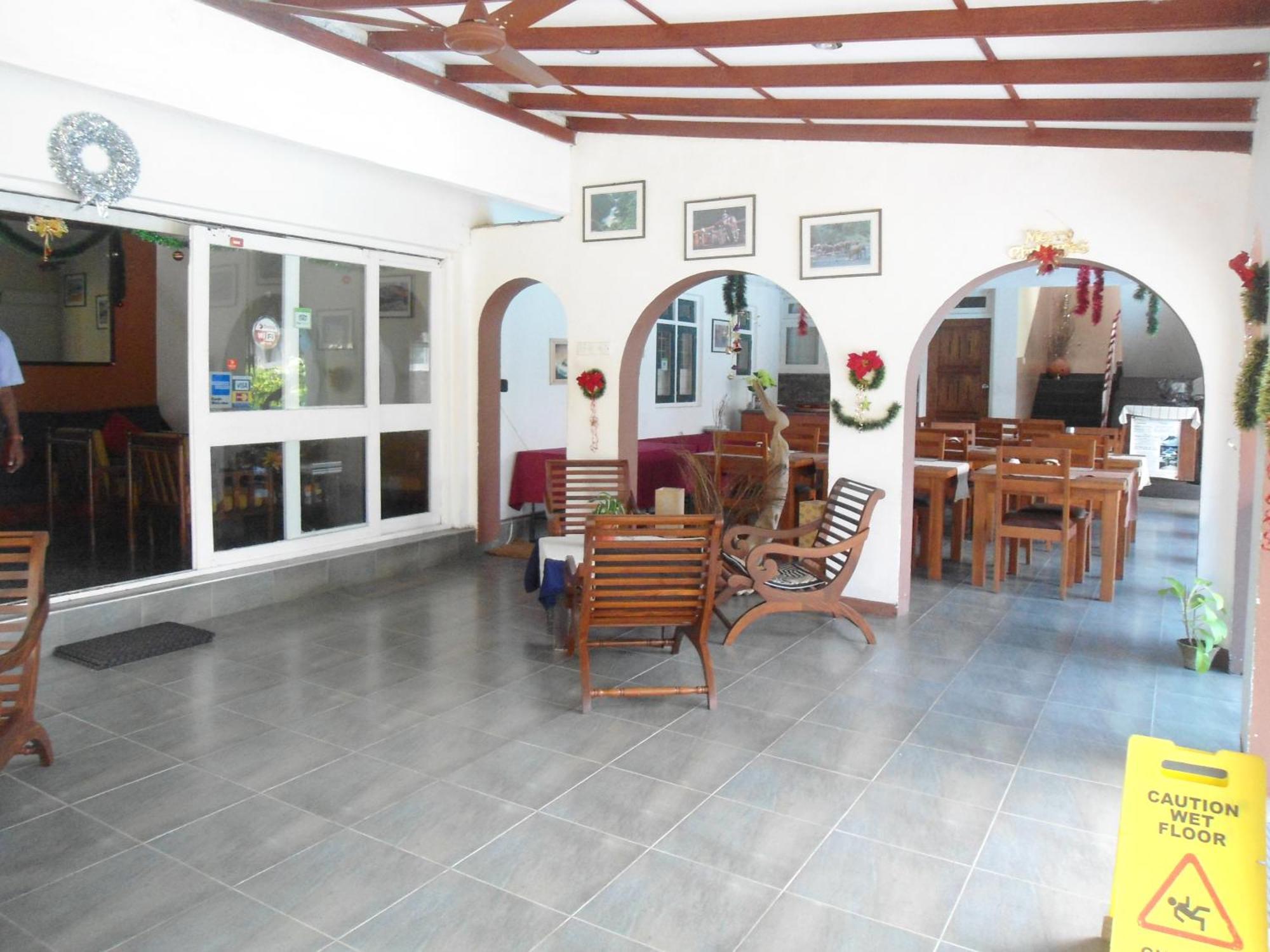 Ranveli Beach Hotel Dehiwala-Mount Lavinia Εξωτερικό φωτογραφία