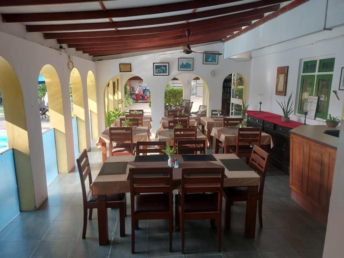 Ranveli Beach Hotel Dehiwala-Mount Lavinia Εξωτερικό φωτογραφία