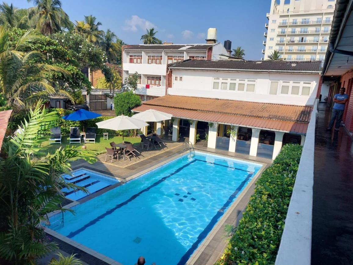 Ranveli Beach Hotel Dehiwala-Mount Lavinia Εξωτερικό φωτογραφία